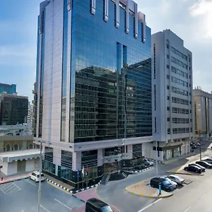 3* מלון Kingsgate By Millennium